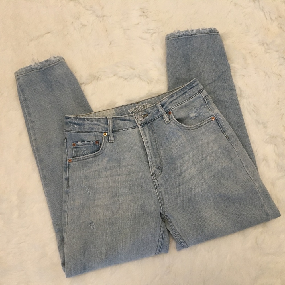 Wild Fable Cropped Jeans High Rise Distressed 4